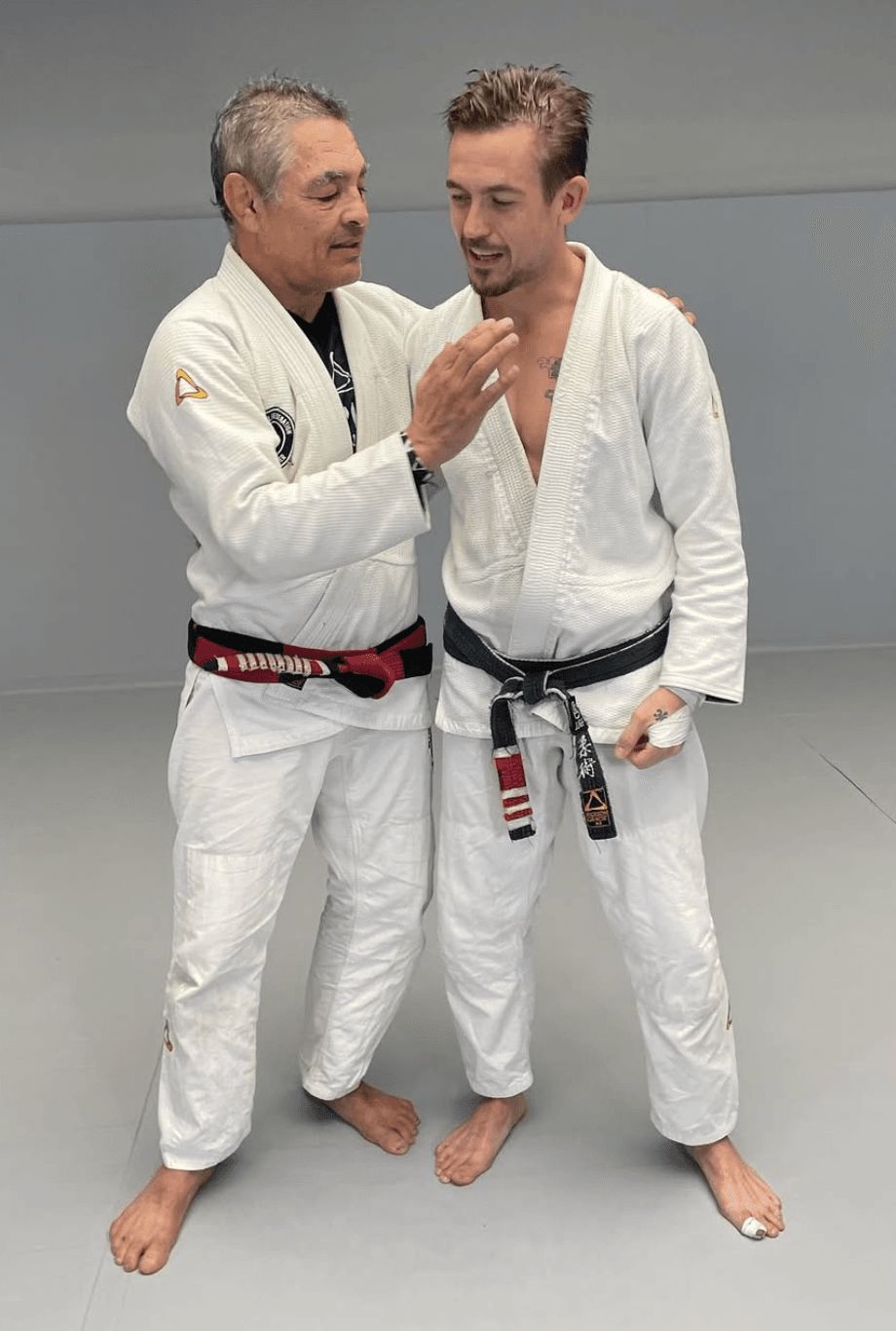 Chris "Bones" Burns training with Master Rickson Gracie